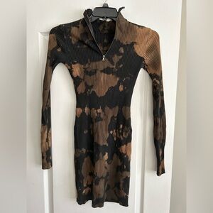 Cotton Citizen Black and Brown Ribbed Long-Sleeve Zip-Neck Dress